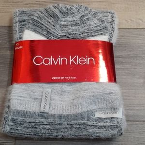 Calvin Klein Grey Soft Knit Hat & Loop Set Ladies